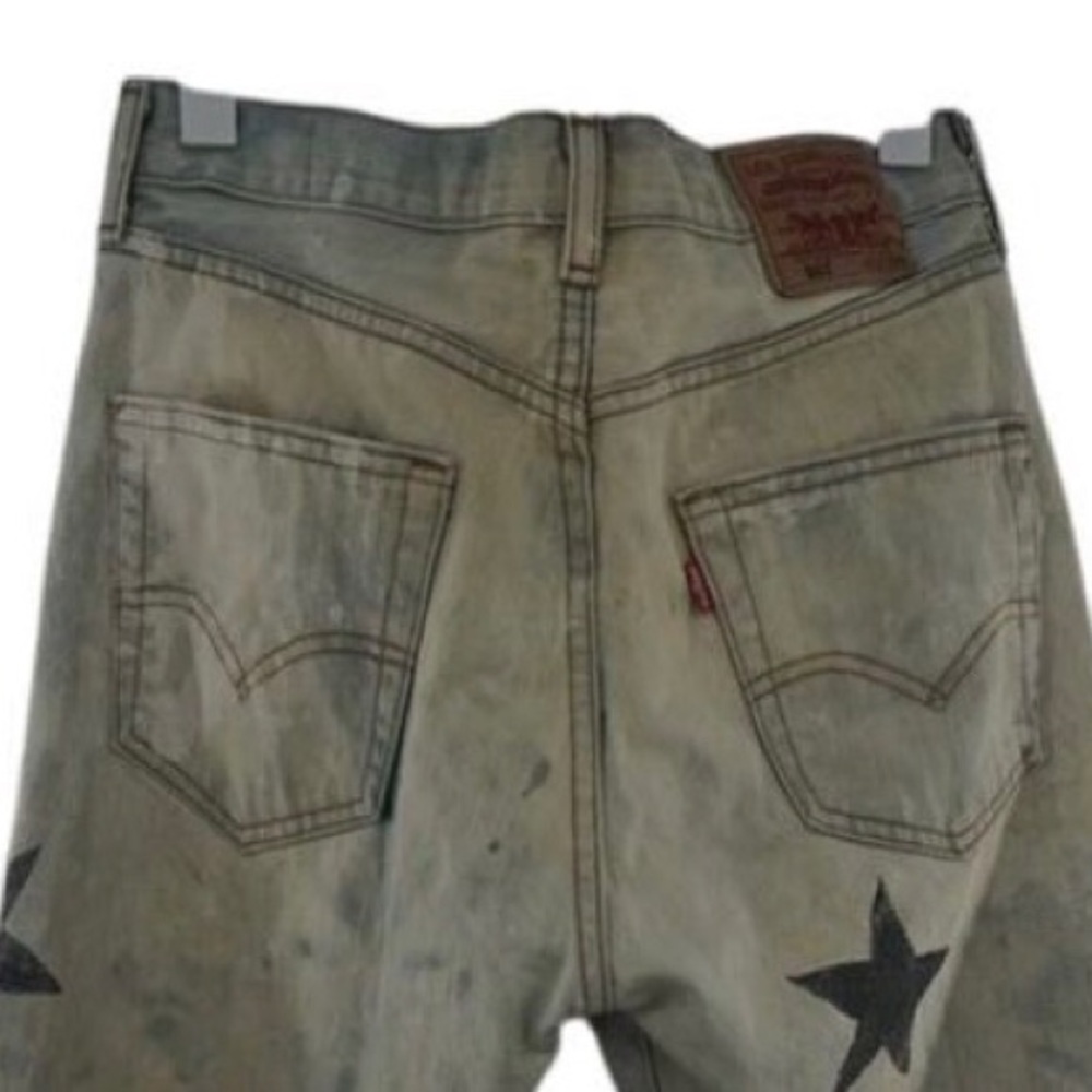 ❤️ LEVI’S ❤️ COLLECTION EXTREMELY RARE CUSTOM STAR PATTERNED DESIGN JEANS (NWOT) - Picture 3 of 9